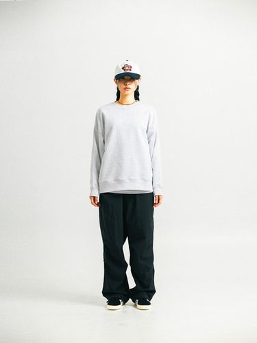 Oversized Sweatshirt _ - YE-YE - Modalova