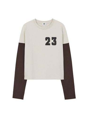 Color Block Long Sleeve (Beige) - MARGESHERWOOD - Modalova