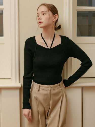 ROSA Strap Knit Top - 2colors - LOOKAST - Modalova