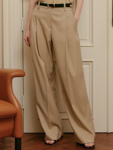 LMA Pleated Wide Leg Pants - LOOKAST - Modalova