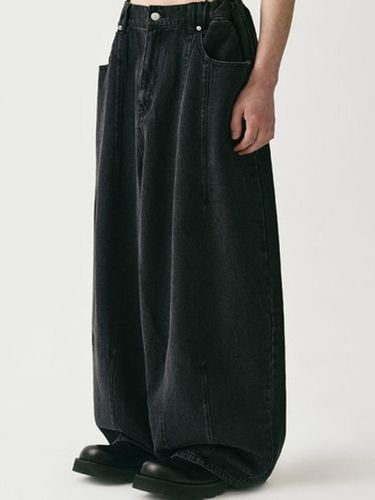 Super Wide Dart Denim Pants Black - AVANDRESS - Modalova