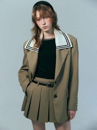 Oversized Sailor Collar Jacket_Beige - HAE BY HAEKIM - Modalova