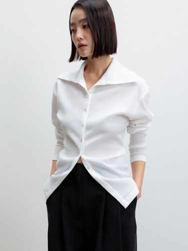 Pleated Blouse - White - RRACE - Modalova