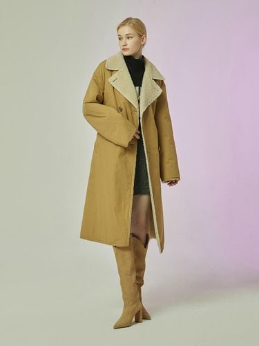 Tailored Collar Reversible Mustang Coat (Beige) - CC collect - Modalova