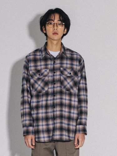 Cosmo Plaid Long Sleeves Flannel Shirt - OGARP - Modalova