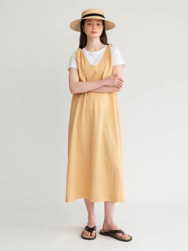 A Tie Ribbon Sleeveless Dress - AMONG - Modalova