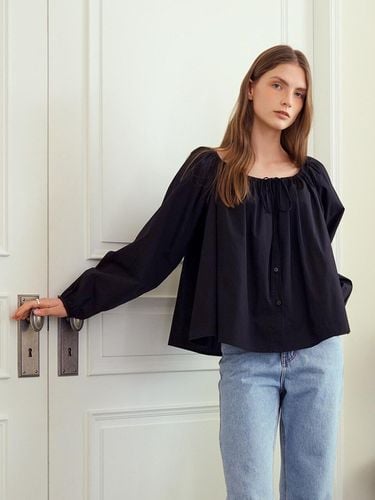 A Two Way Shirring Blouse - Black - AMONG - Modalova