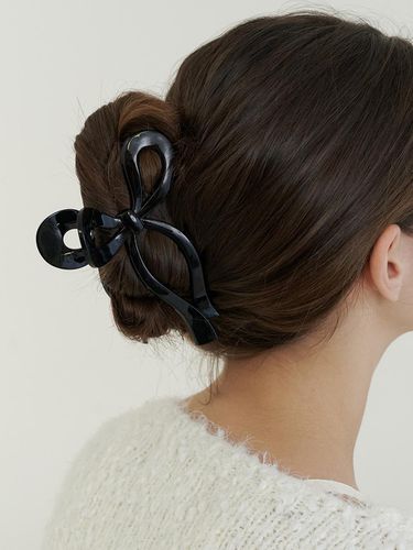 Double Black Ribbon Pin - Primaute - Modalova