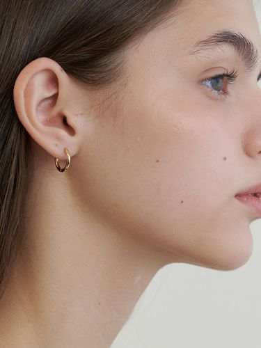 Basic Ring Earring - Primaute - Modalova