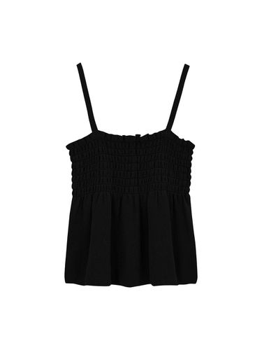 Smoke Flare Strap Top (Black) - SALADBAGUNI - Modalova