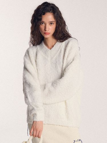 Wool Boucle V-neck Big Logo Pullover () - SALADBAGUNI - Modalova