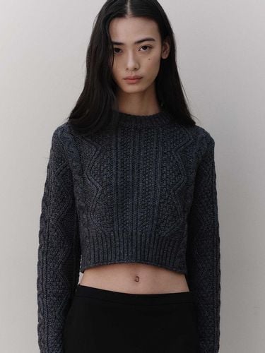 Wool Cable Crop Knit_Charcoal - ARCHAIC - Modalova