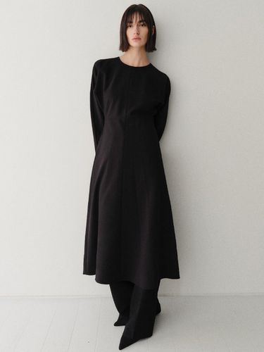 Dolman Sleeve Dress_Black - ARCHAIC - Modalova