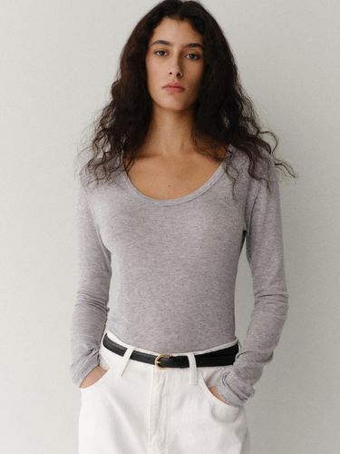 Rud U-Neck T-Shirts_Gray - ARCHAIC - Modalova