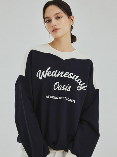 Signature Incision Pullover Sweatshirt - WEDNESDAY OASIS - Modalova