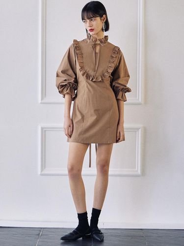 Sleeve Banding Frill Dress (Brown) - TAV - Modalova