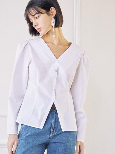 Cotton Pleats Puffy Long Sleeves Blouse () - TAV - Modalova