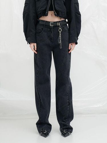 Mixed Cutting Line Denim Pants_Black - YUTHENTIC - Modalova