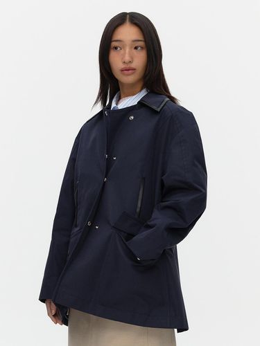 Leather Combo Half Trench _ Navy - ahwe - Modalova