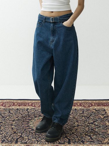 Belted Wide Leg Balloon Fit Jeans - MAGOODGAN - Modalova