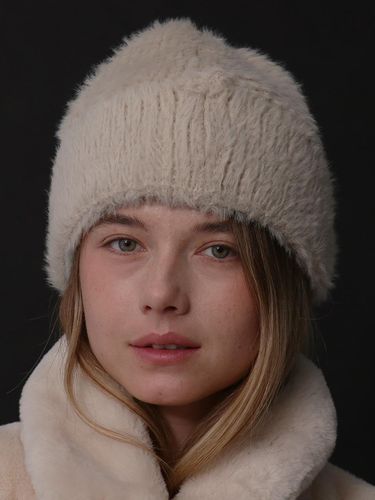 AO Beanie - Less is more - Modalova