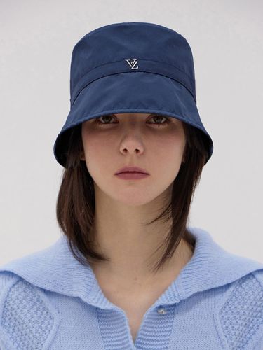 VZ Stud Basic Drop Bucket Hat_Navy - VARZAR - Modalova