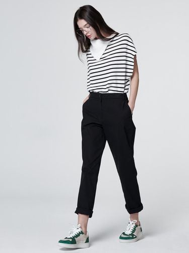 Cropped Banded Cotton Pants (Black) - MaLoupe - Modalova