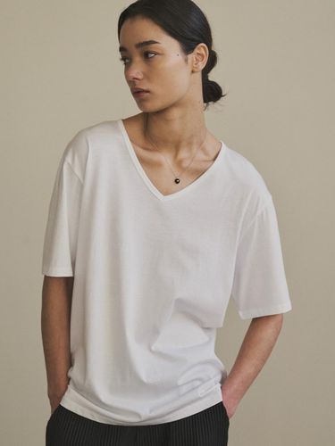 SITP5136 Loose fit V-neck Short Sleeve T-shirt - Siyazu - Modalova