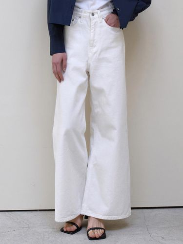 Wide Denim Pants_White - L’oiE - Modalova