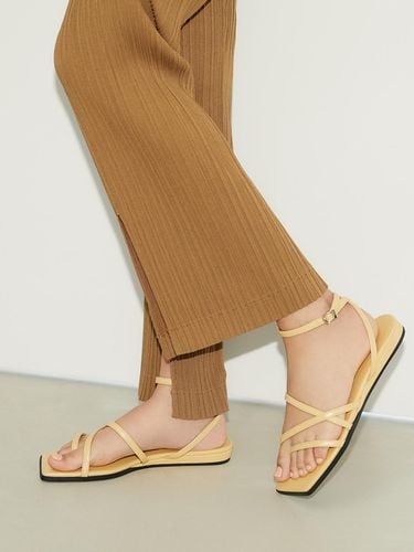 Recur Cross Detail Ankle Strap Sandal - Recur,ecur - Modalova