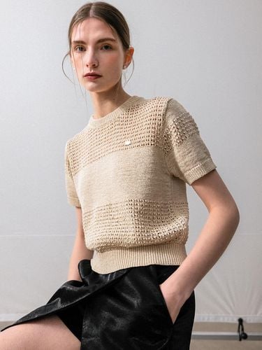 Daily Crochet Short Sleeves Knit Top - Beige - GENERAL IDEA - Modalova