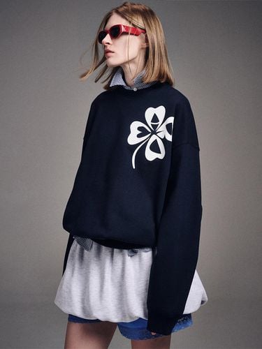 Clover Mardi Sweatshirt - Navy White - MARDI MERCREDI - Modalova