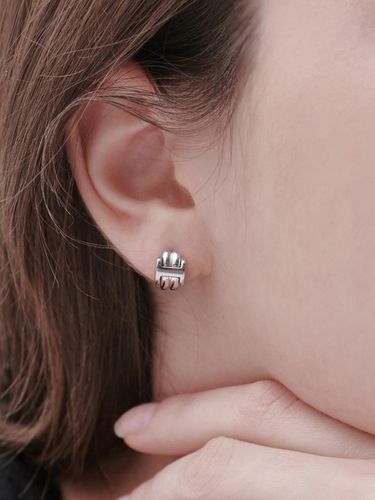 Happiness Silver (W) One Touch Earring - hyeres-lor - Modalova