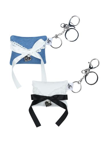 Ribbon Letter Keyring (2 Colors) - LETTER FROM MOON - Modalova