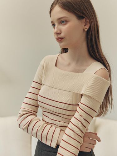 Stripe Asymmetrical Off-Shoulder Sweater_7 Colors - ZEROSTREET - Modalova