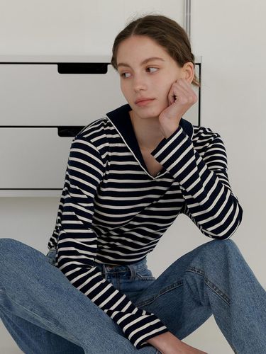 Sailor Stripe T-Shirt (Navy) - YUPPE - Modalova