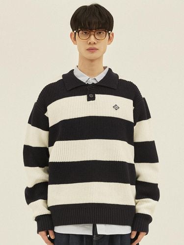 Stripe Collar Knit Sweater - COMONINOZ - Modalova