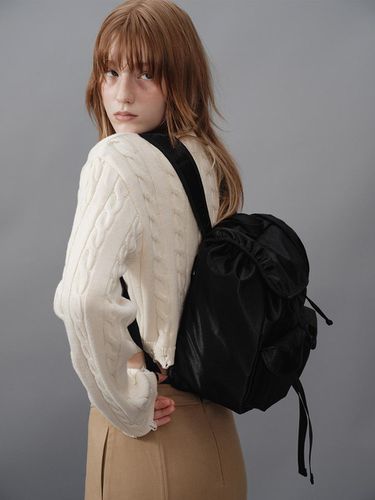 Bonnet Satin Bag_Black - RAIVE - Modalova