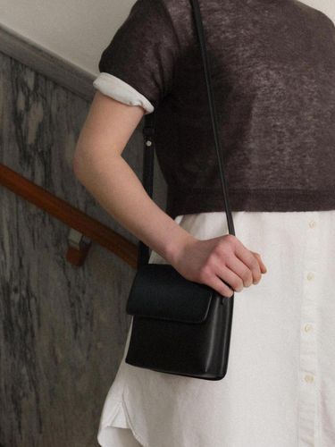 Mono Crossbody Bag_Black - ROH SEOUL - Modalova