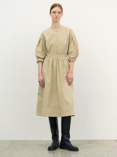 Round Neck Shirt Dress_Beige - a.t.corner - Modalova