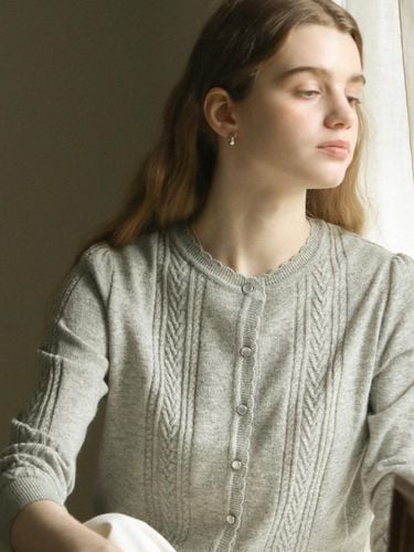 Scallop Cable Cashmere Blended Cardigan_Gray - TILLIDIE - Modalova