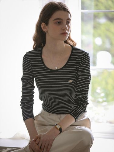 U-neck Stripe Soft T-shirt_Black - TILLIDIE - Modalova