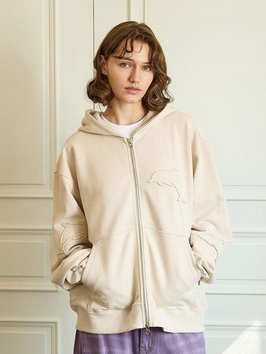 Applique Washed Zip Up Hoodie_Beige - WAIKEI - Modalova