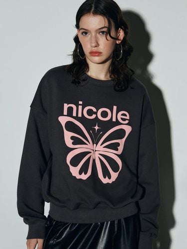 Butterfly Bold Star Sweatshirt - NICK&NICOLE - Modalova