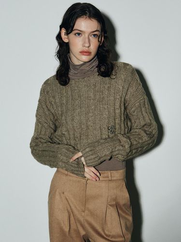 Crop Cable Sweater Top (Brown) - NICK&NICOLE - Modalova