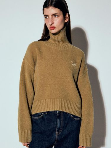 NICOLE Turtleneck Butterfly Sweater - NICK&NICOLE - Modalova