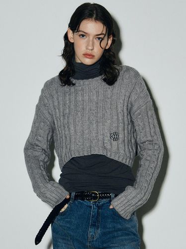 Crop Cable Sweater Top (Gray) - NICK&NICOLE - Modalova