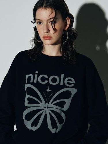 Butterfly Bold Star Sweatshirt - NICK&NICOLE - Modalova