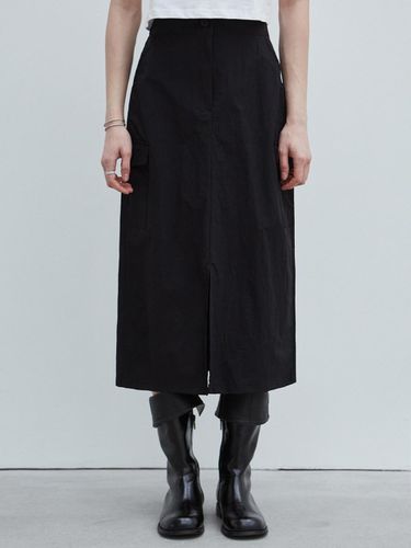 Cargo Slit Skirt - Black - NICK&NICOLE - Modalova