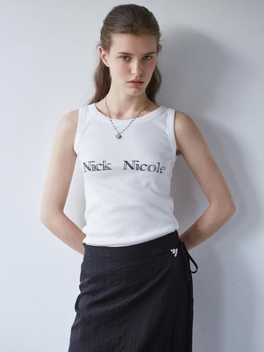 Vintage Sleeveless Top - NICK&NICOLE - Modalova